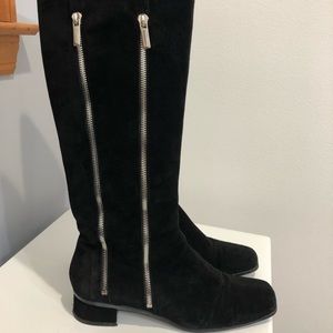 Aquatalia Vavoom Black Nappa Suede